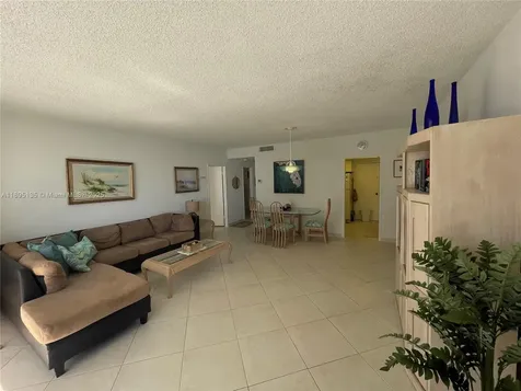 3505 S Ocean Drive Hollywood FL 33019