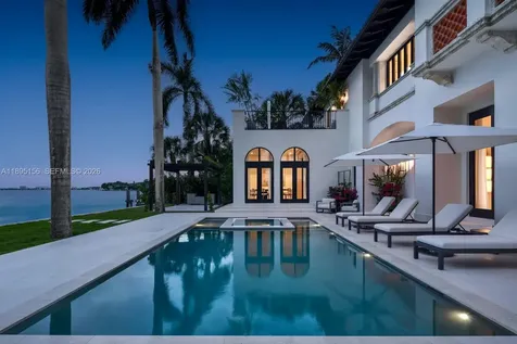 5300 N Bay Road Miami Beach FL 33140