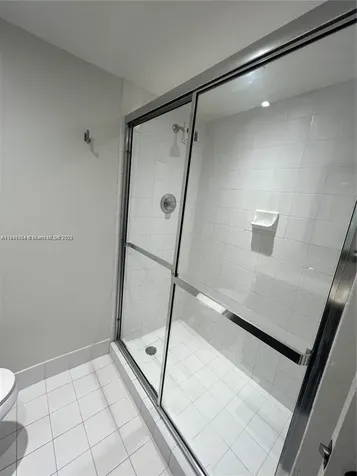 5161 Collins Avenue Miami Beach FL 33140
