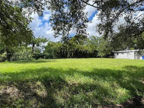 833 NW 12th Avenue Fort Lauderdale FL 33311