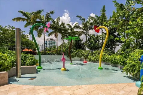 Miami FL 33137