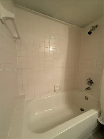 7831 Tam Oshanter Boulevard North Lauderdale FL 33068