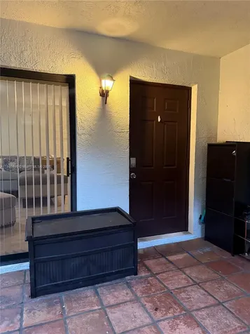 7831 Tam Oshanter Boulevard North Lauderdale FL 33068