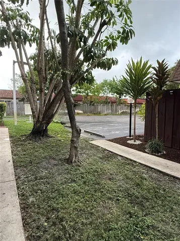 7831 Tam Oshanter Boulevard North Lauderdale FL 33068
