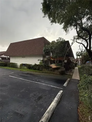 7831 Tam Oshanter Boulevard North Lauderdale FL 33068