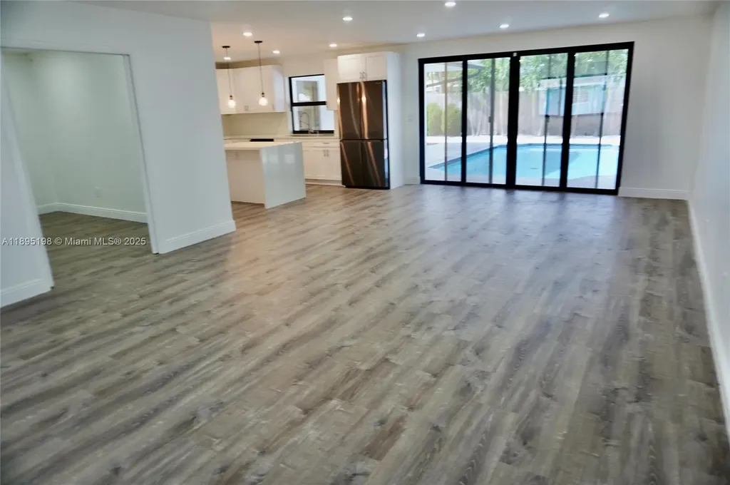 7321 Allen Drive Hollywood FL 33024