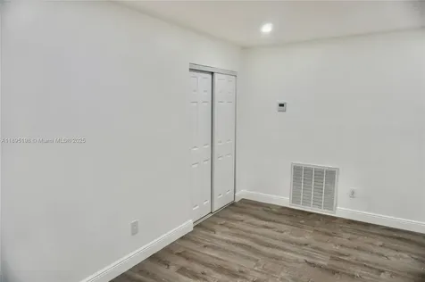 7321 Allen Drive Hollywood FL 33024