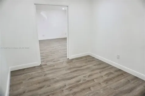 7321 Allen Drive Hollywood FL 33024