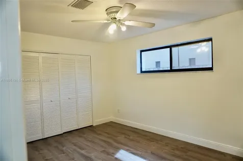 7321 Allen Drive Hollywood FL 33024
