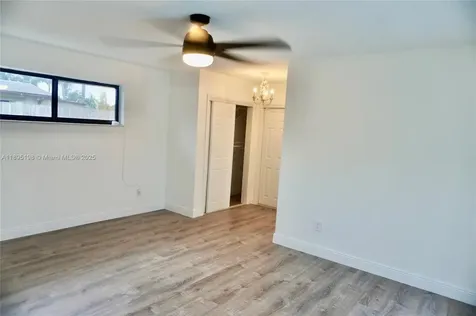 7321 Allen Drive Hollywood FL 33024