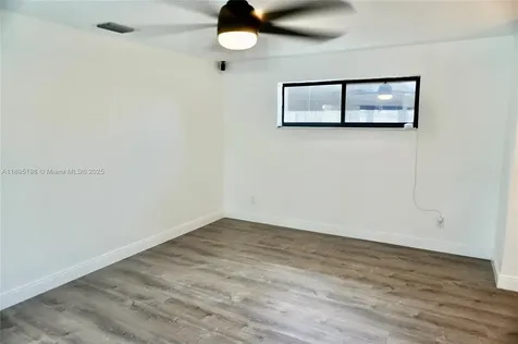 7321 Allen Drive Hollywood FL 33024