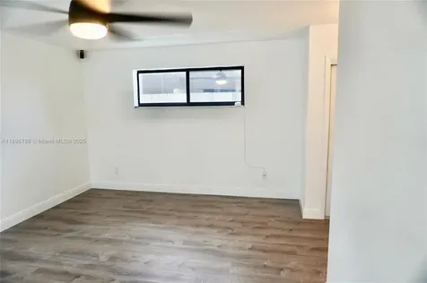 7321 Allen Drive Hollywood FL 33024