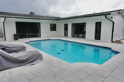 7321 Allen Drive Hollywood FL 33024