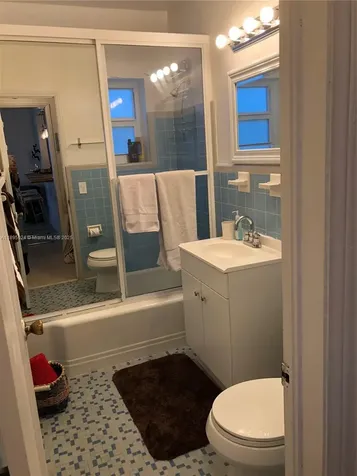 1160 SW 22nd Terrace Miami FL 33129