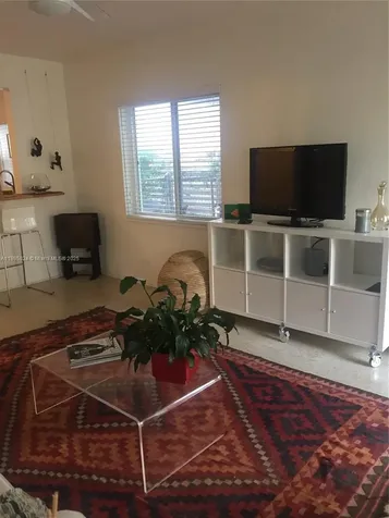 1160 SW 22nd Terrace Miami FL 33129