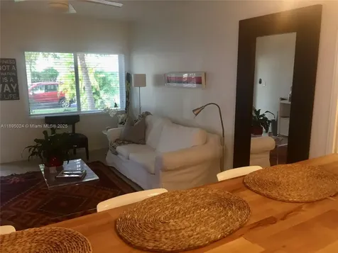1160 SW 22nd Terrace Miami FL 33129