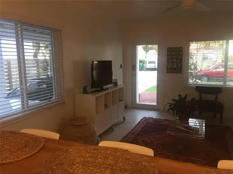 1160 SW 22nd Terrace Miami FL 33129