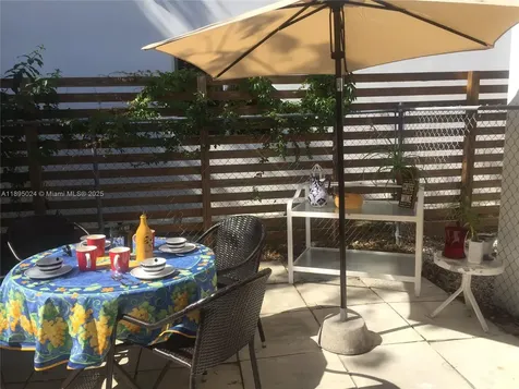 1160 SW 22nd Terrace Miami FL 33129
