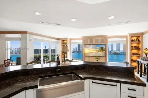 6000 Island Boulevard Aventura FL 33160