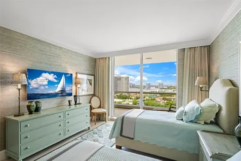 6000 Island Boulevard Aventura FL 33160