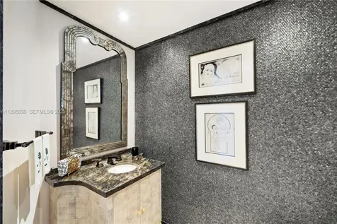 6000 Island Boulevard Aventura FL 33160