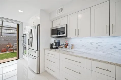 11318 NW 16th Street Pembroke Pines FL 33026