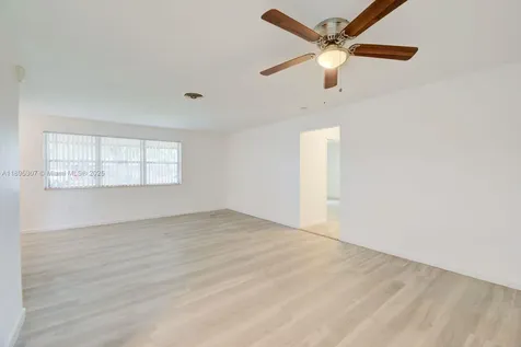 7720 NW 15th Street Pembroke Pines FL 33024