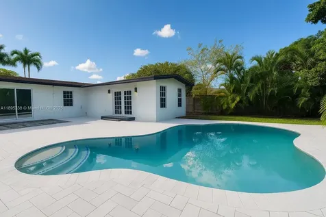 1399 NE 38th Street Oakland Park FL 33334