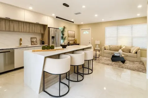 1399 NE 38th Street Oakland Park FL 33334
