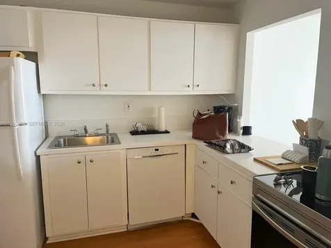 800 Parkview Drive Hallandale Beach FL 33009