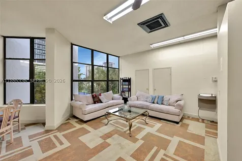 800 Parkview Drive Hallandale Beach FL 33009