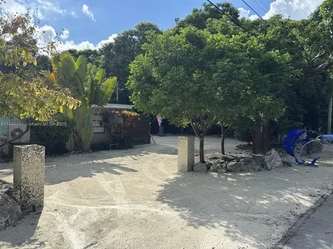 218 Matecumbe Avenue Islamorada FL 33036