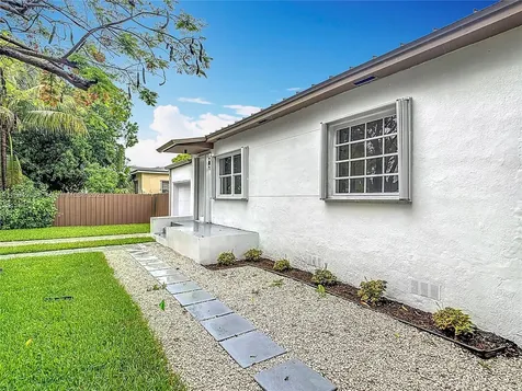 1535 NW 124th Street North Miami FL 33167