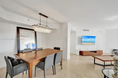 1000 E Island Boulevard Aventura FL 33160