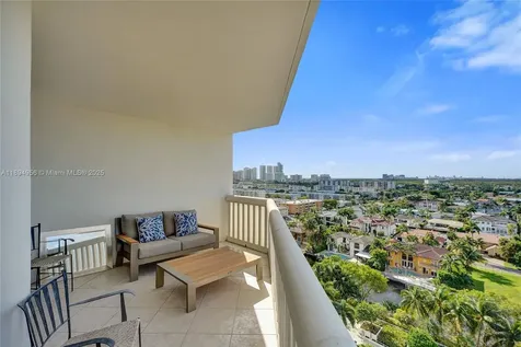 1000 E Island Boulevard Aventura FL 33160