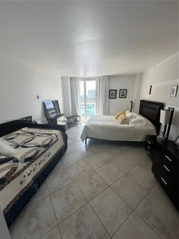 100 Bayview Drive Sunny Isles Beach FL 33160