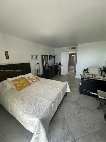 100 Bayview Drive Sunny Isles Beach FL 33160