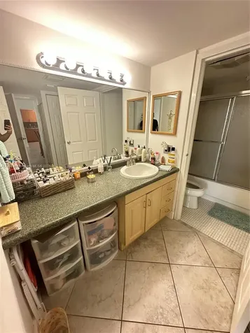100 Bayview Drive Sunny Isles Beach FL 33160