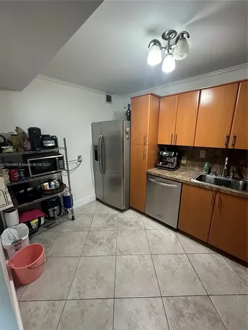 100 Bayview Drive Sunny Isles Beach FL 33160