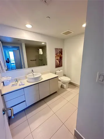 2602 E Hallandale Beach Boulevard Hallandale Beach FL 33009