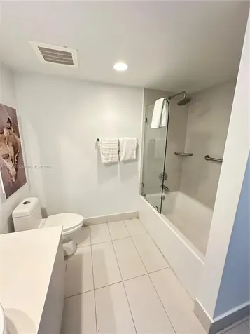 2602 E Hallandale Beach Boulevard Hallandale Beach FL 33009