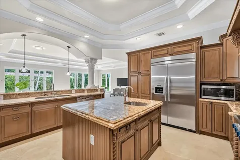 7975 SW 52nd Court Miami FL 33143