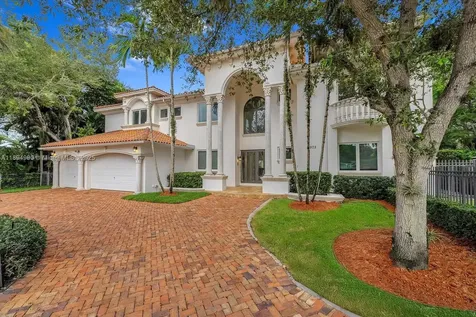 7975 SW 52nd Court Miami FL 33143