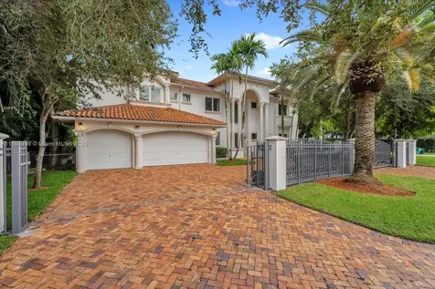 7975 SW 52nd Court Miami FL 33143