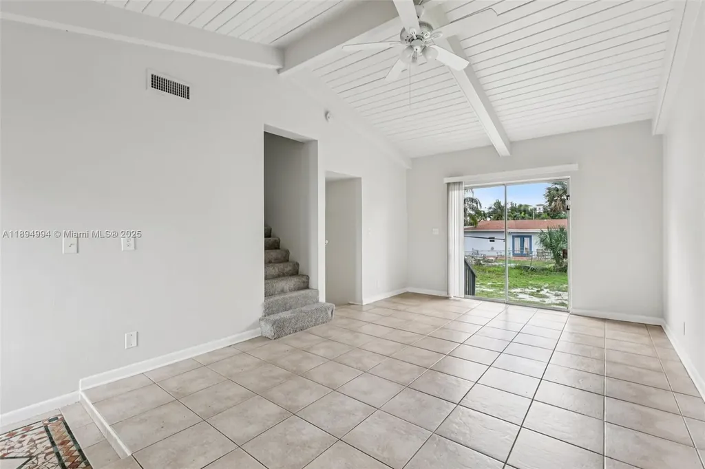 214 SW 4th Street Boca Raton FL 33432