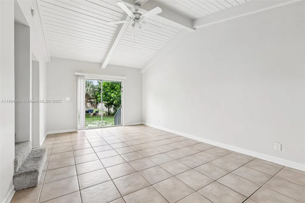 214 SW 4th Street Boca Raton FL 33432