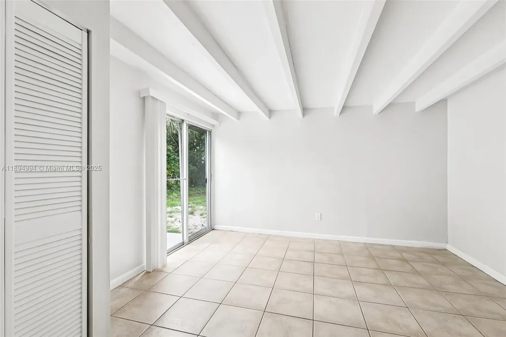 214 SW 4th Street Boca Raton FL 33432