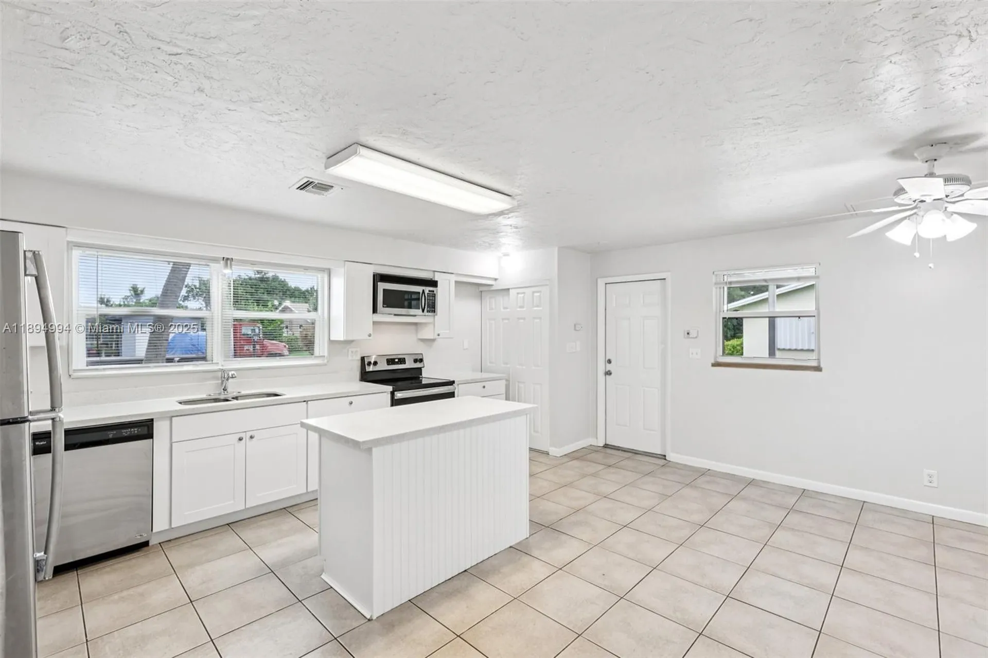 214 SW 4th Street Boca Raton FL 33432