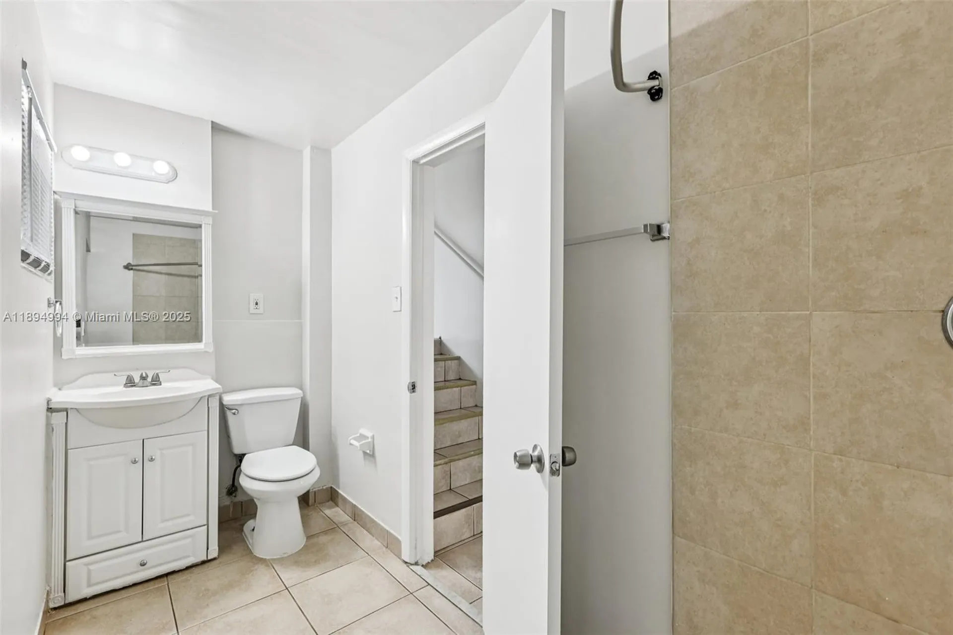 214 SW 4th Street Boca Raton FL 33432