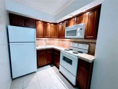 2424 SE 17th Street Fort Lauderdale FL 33316
